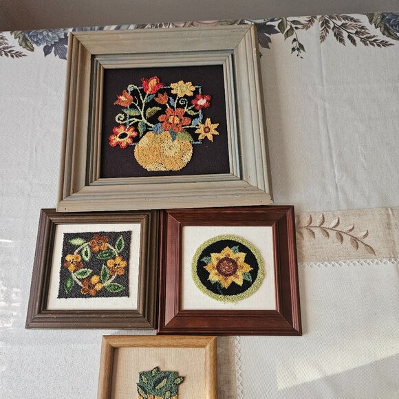 Set of 4 Vintage Embroidered Flower Wall Art - Picture 2 of 16